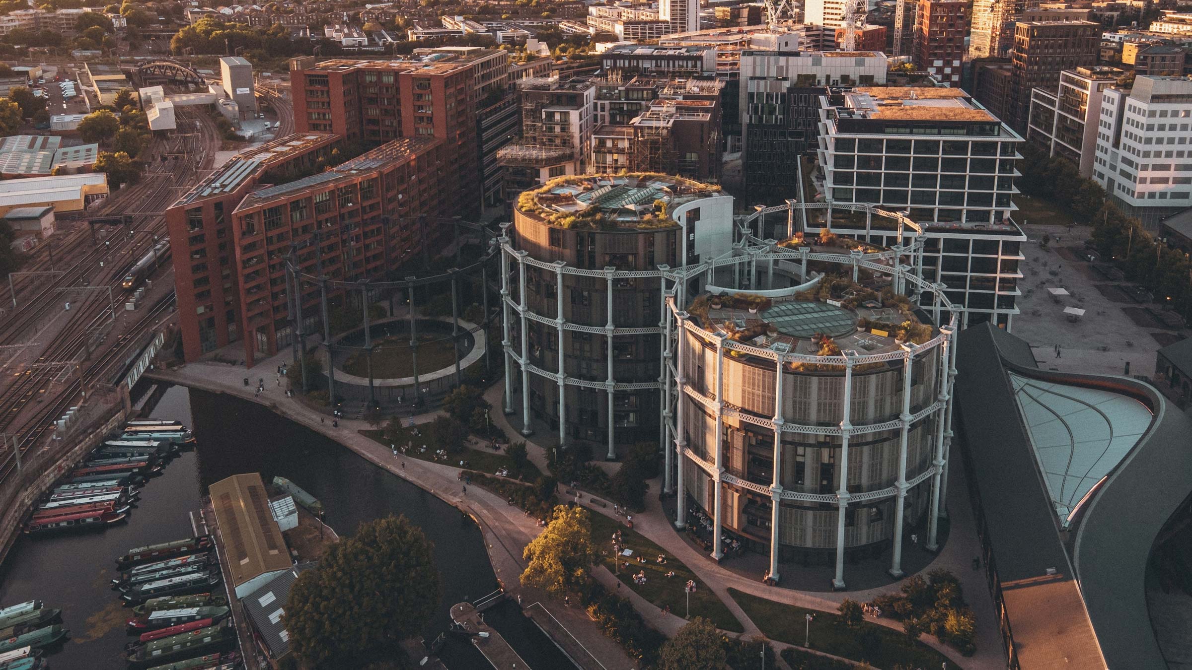https://chalk.co.uk/wp-content/uploads/2023/06/Gasholders_1.jpg